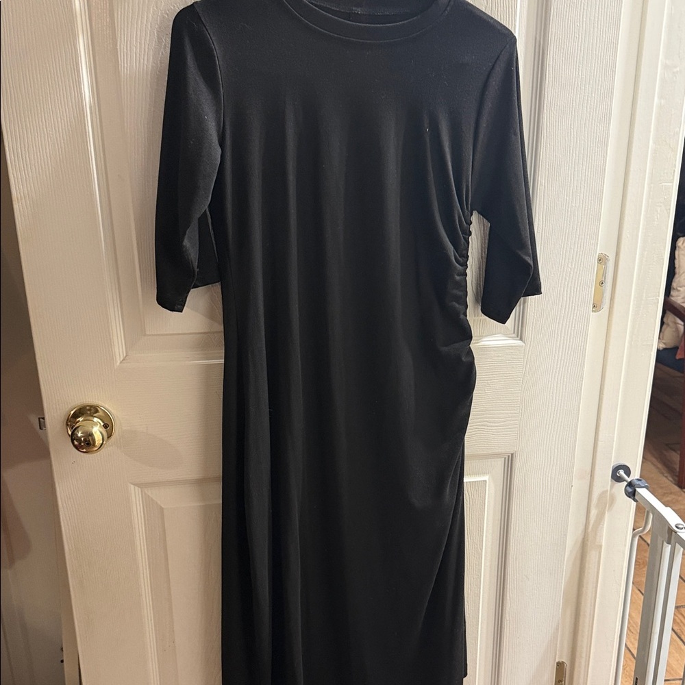 Elegant Black Long-Sleeve Women's Dress